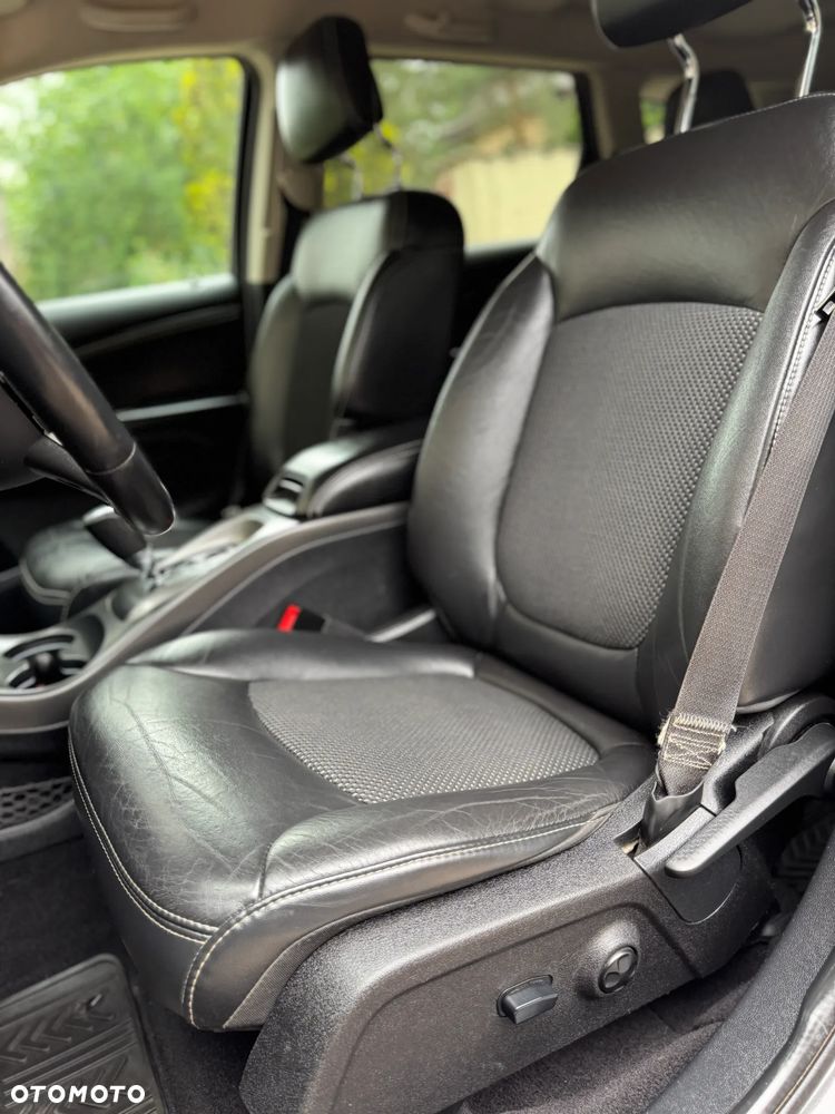 Fiat Freemont 2.0 Multijet 16V DPF Automatik Allrad Urban - 16