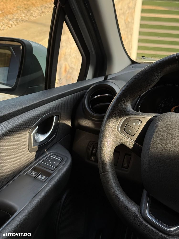 Renault Clio - 14