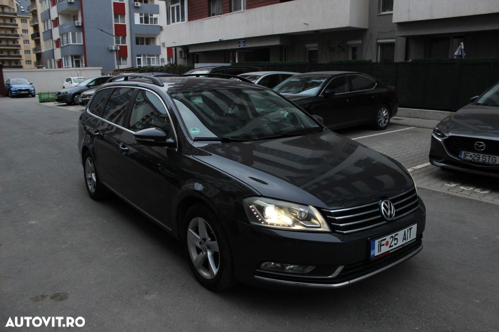 Volkswagen Passat 2.0 TDI DPF Blue TDI DSG Comfortline - 30