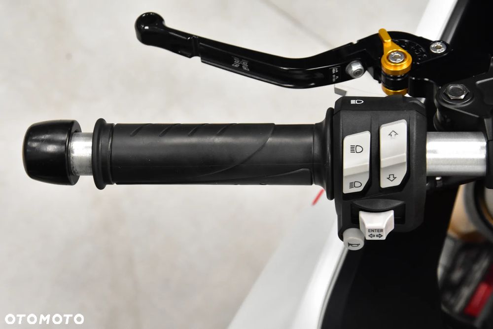 Ducati SuperSport - 23