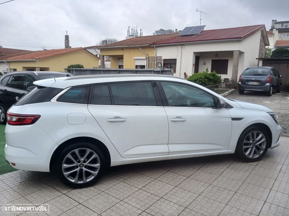 Renault Mégane Sport Tourer 1.5 dCi GT Line J18 - 6