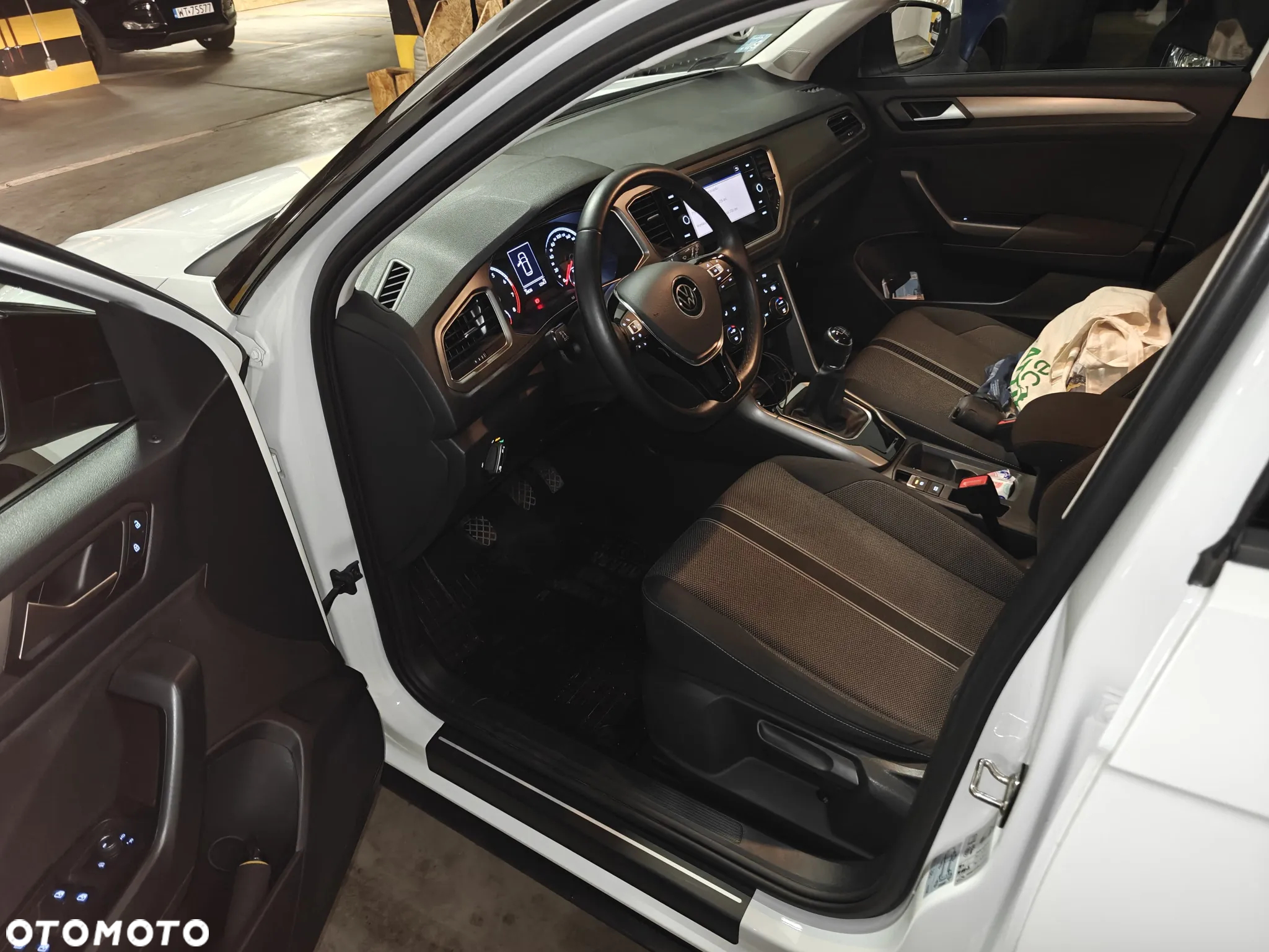 Volkswagen T-Roc 1.5 TSI ACT Advance - 22