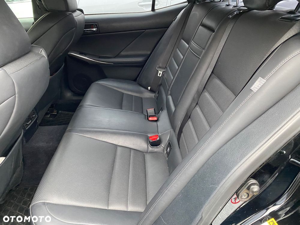 Lexus IS 250 F-Sport - 7