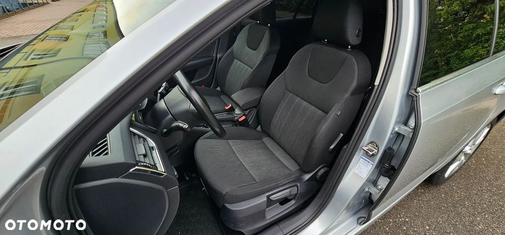 Skoda Octavia 2.0 TDI Style DSG - 21