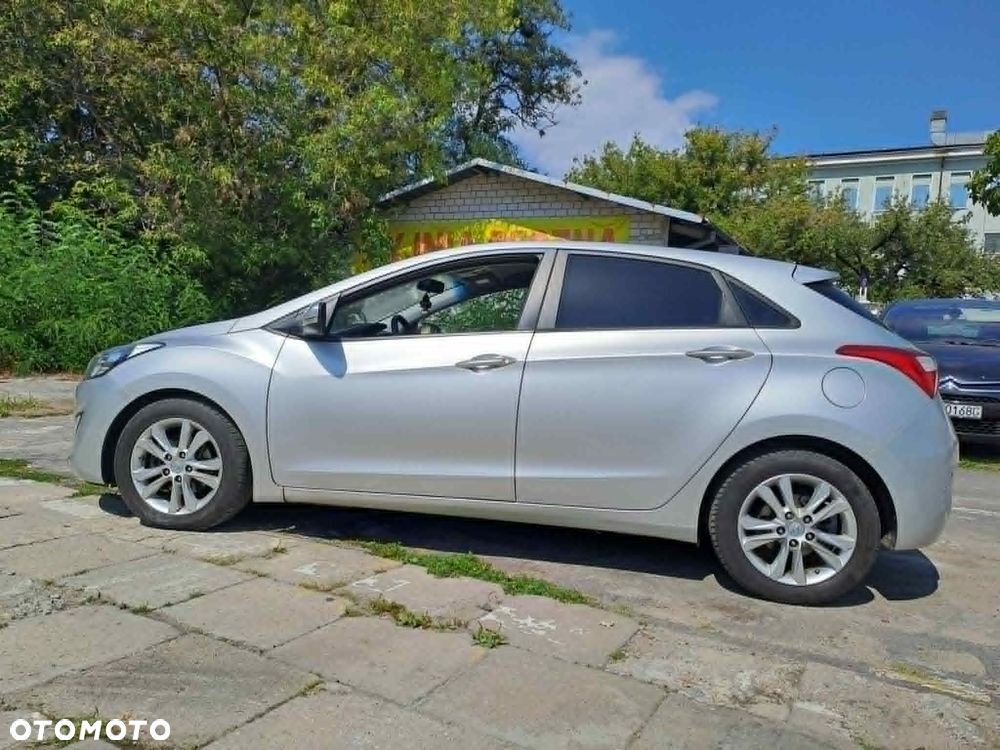 Hyundai i30 1.4 Premium - 4