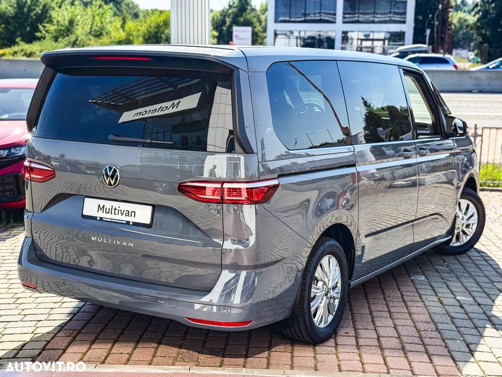 Volkswagen Multivan - 10