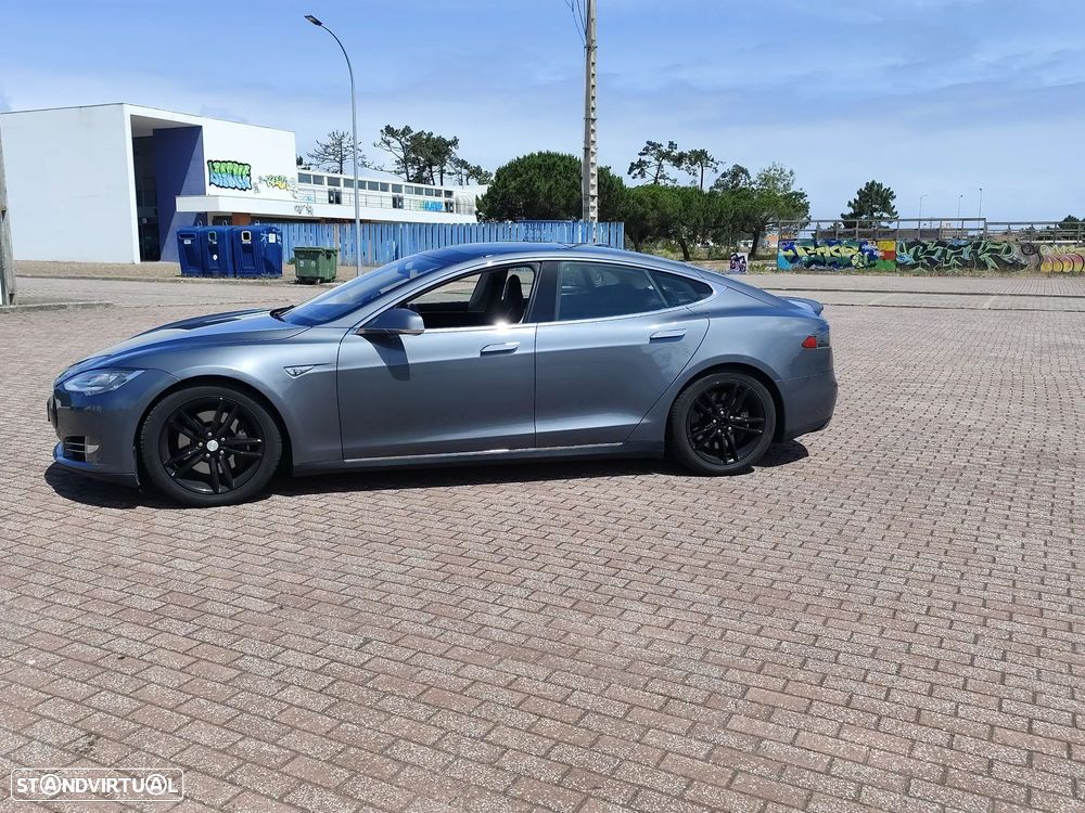 Tesla Model S 85 Perfomance - 2