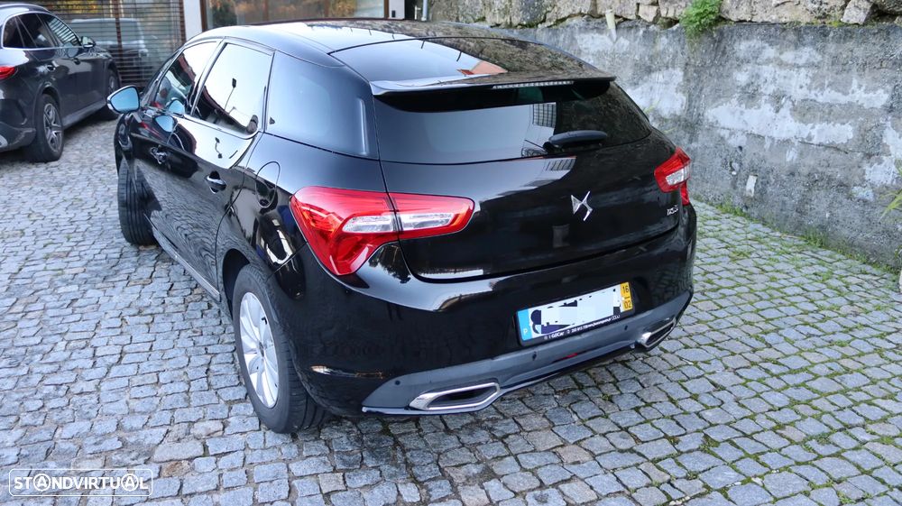 DS DS5 BlueHDi 120 EAT6 Business Class - 4