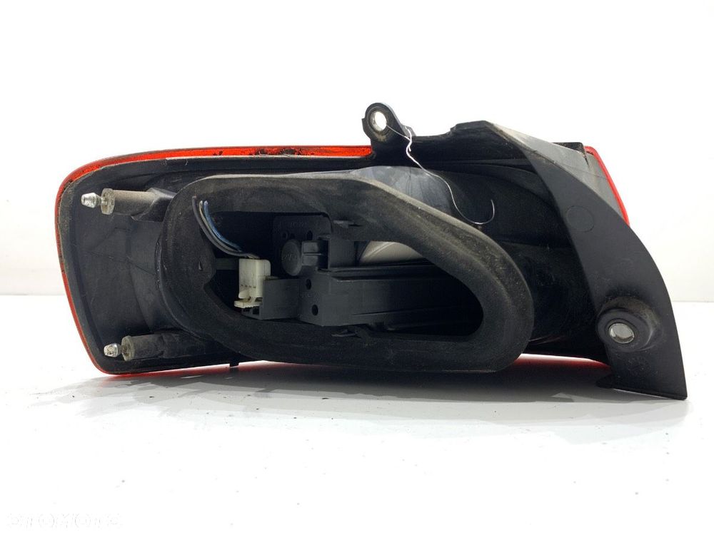 LAMPA PRAWY TYŁ  FIAT CROMA (194_) 2005 - 2022 2.4 D Multijet 147 kW [200 KM] olej napędowy 2005 - - 3