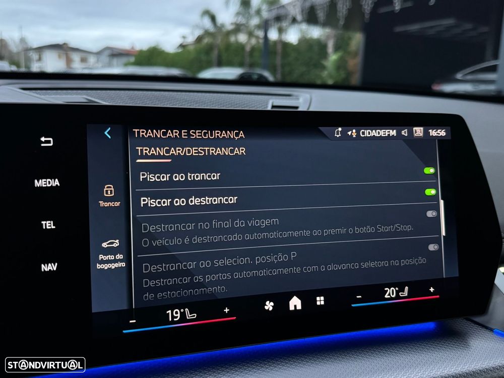 BMW X1 sDrive18d Pack Desportivo M - 50