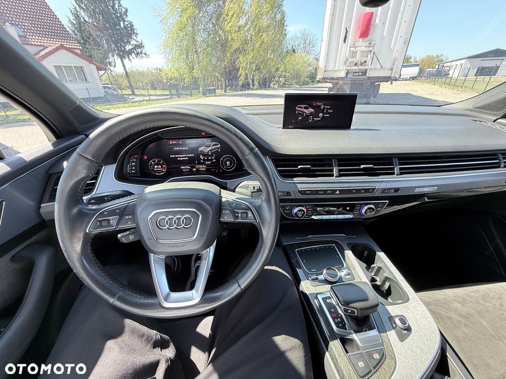 Audi Q7 - 6