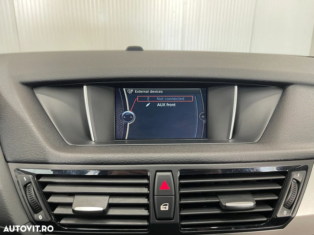 BMW X1 sDrive18d - 14