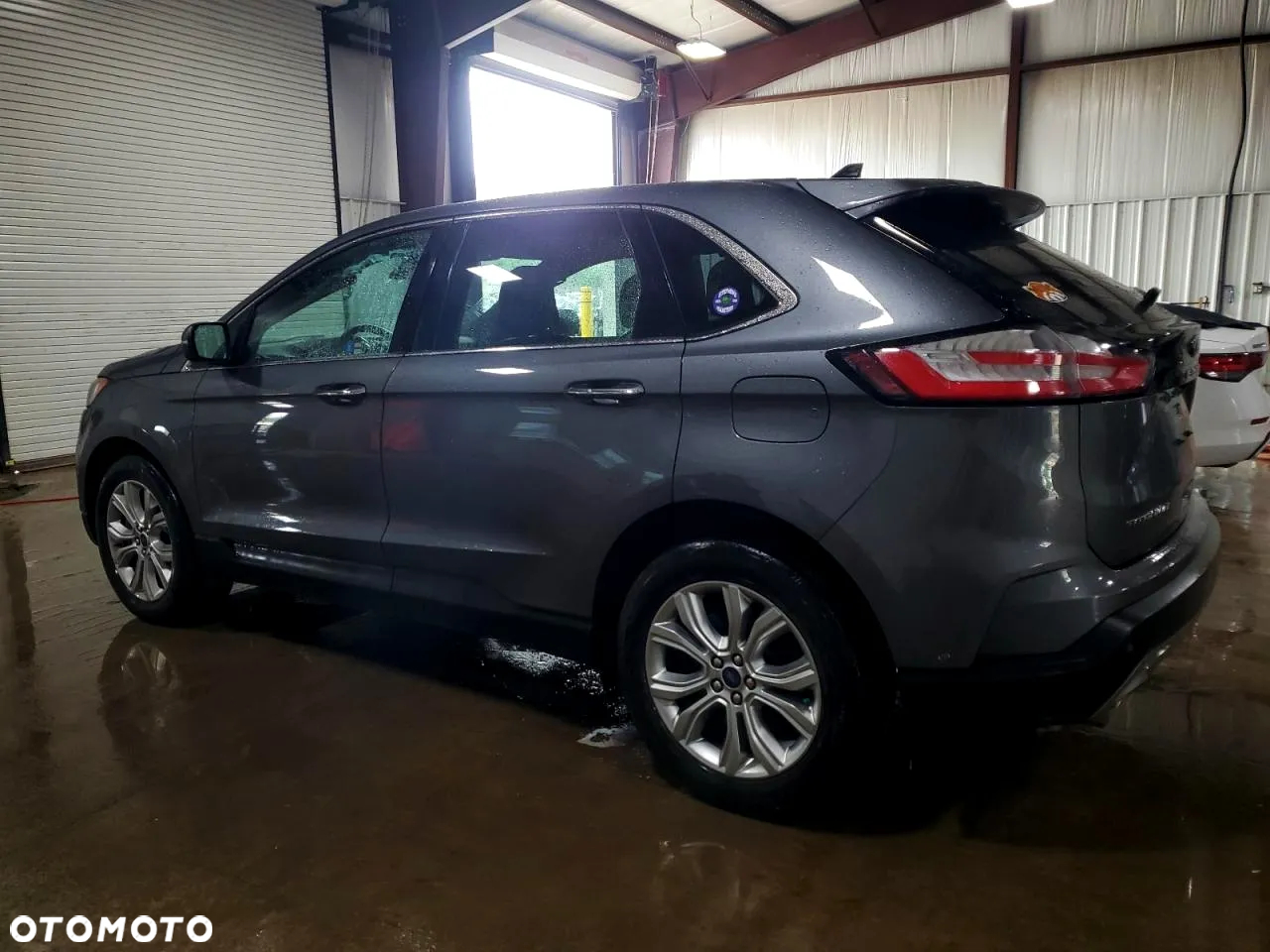 Ford Edge - 3