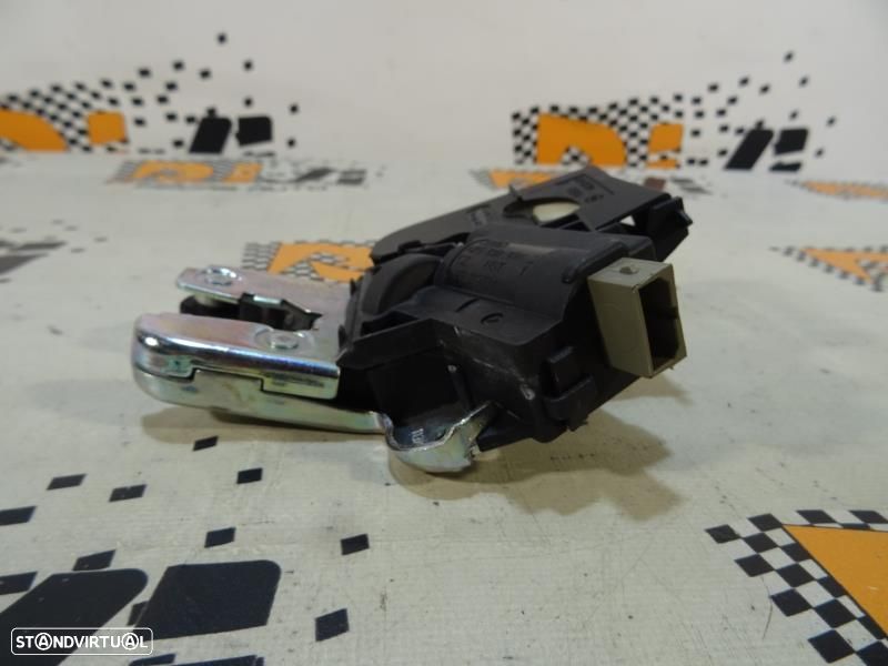 Fecho Da Mala Audi A4 (8K2, B8)  4E0827645a / 4E0 827 645 A / 4F582750 - 4