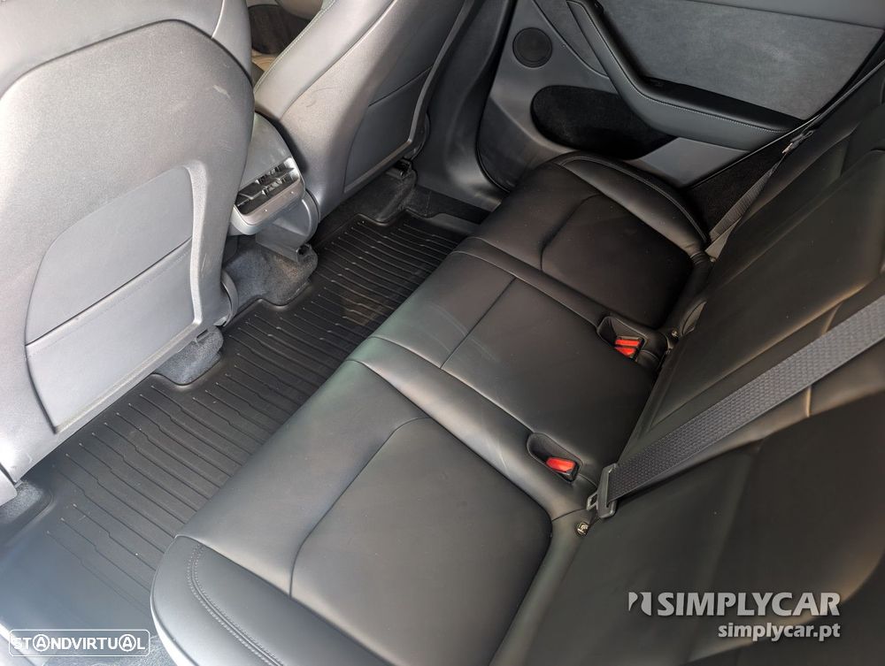 Tesla Model Y Performance Dual Motor AWD - 7