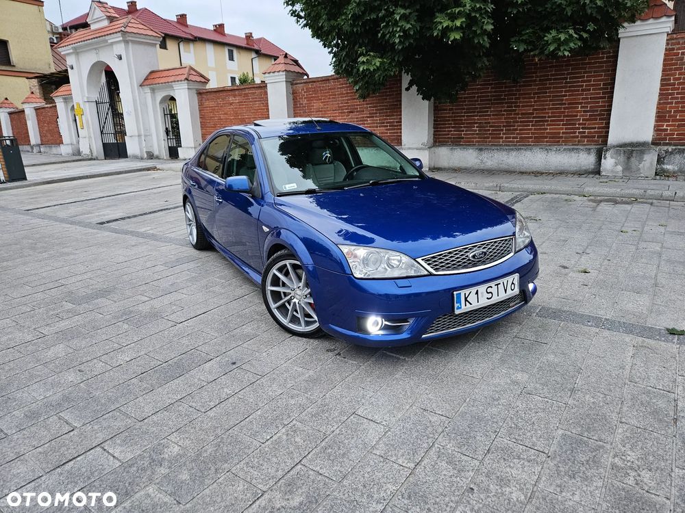 Ford Mondeo - 18