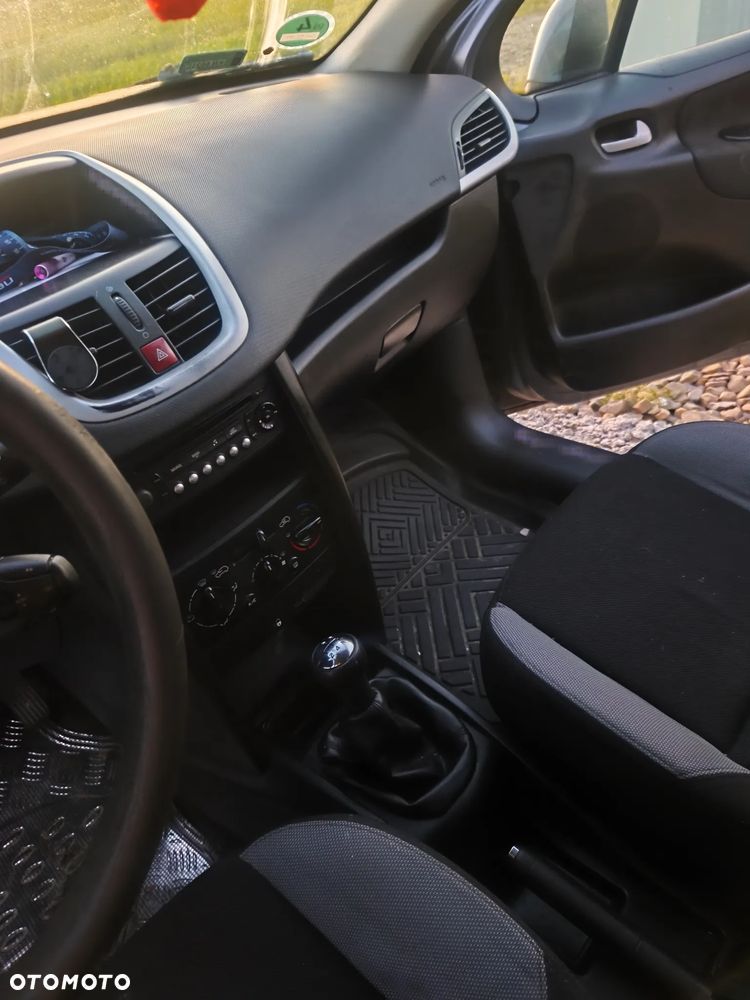 Peugeot 207 1.4 - 3