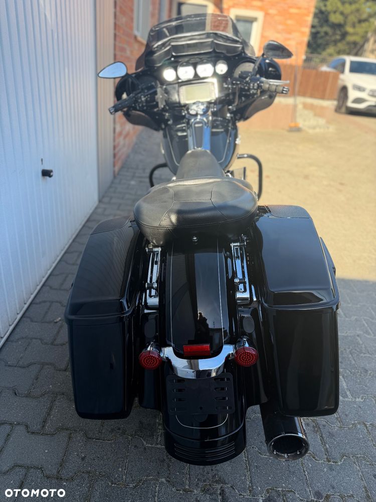 Harley-Davidson Touring Street Glide - 9