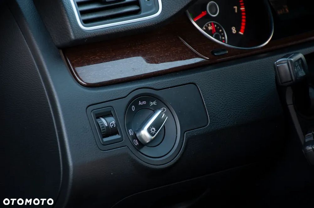 Volkswagen Passat CC - 33