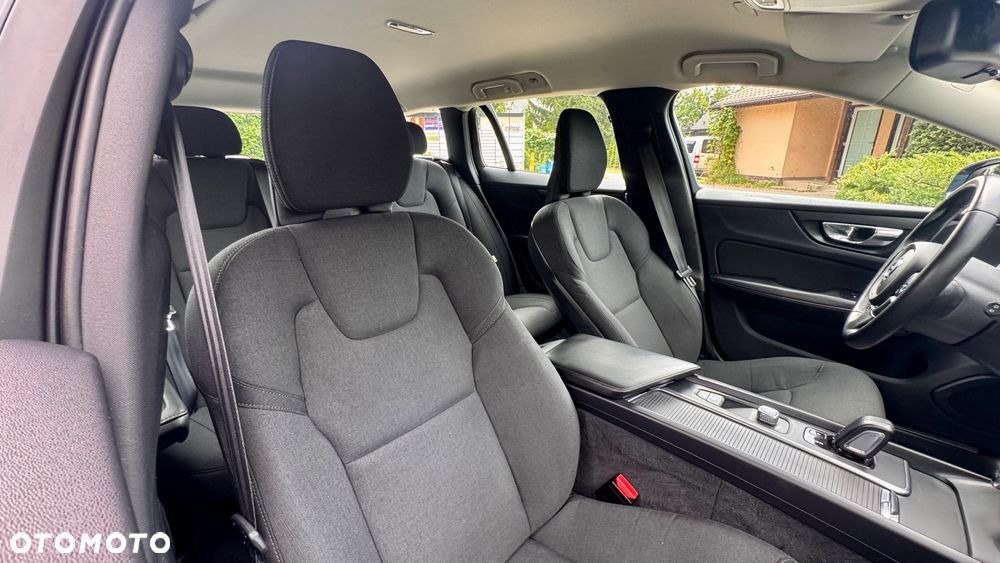 Volvo V60 B3 B DKG Core - 36