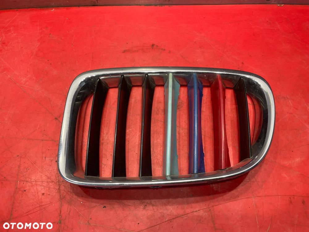 BMW X1 E84 KRATKA ZDERZAKA LEWY PRZÓD 2013r - 3