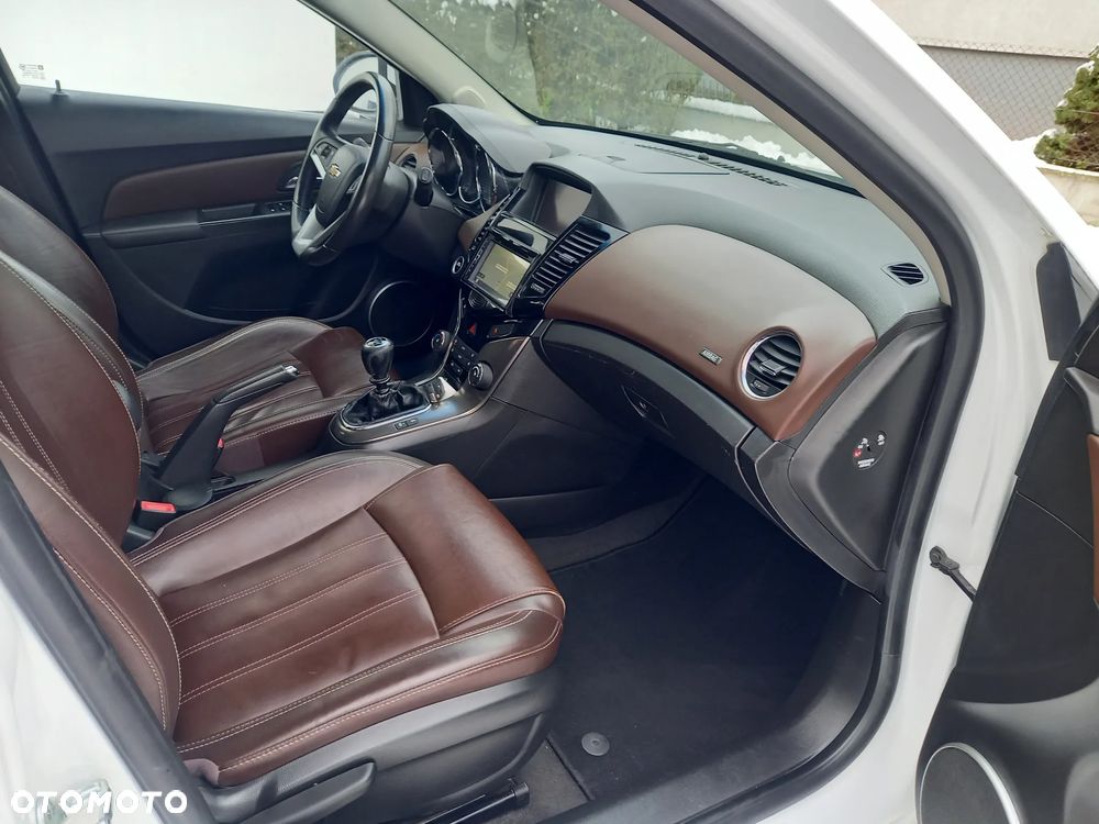 Chevrolet Cruze 1.4 T LT+ - 20