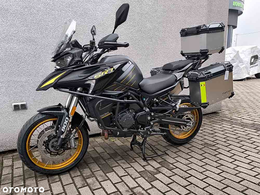 QJMOTOR SRT900SX - 2