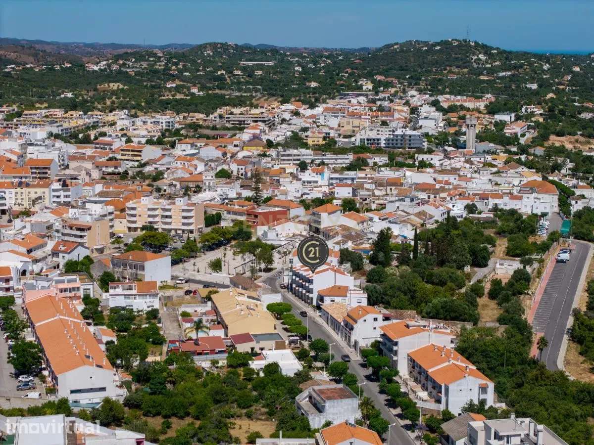 Apartamento com Projeto Aprovado - Rés-do-Chão com Entrada Independent - Grande imagem: 4/17