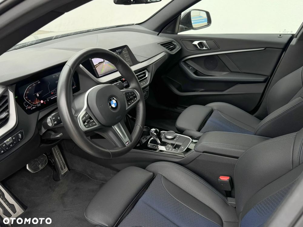 BMW Seria 2 218i - 9