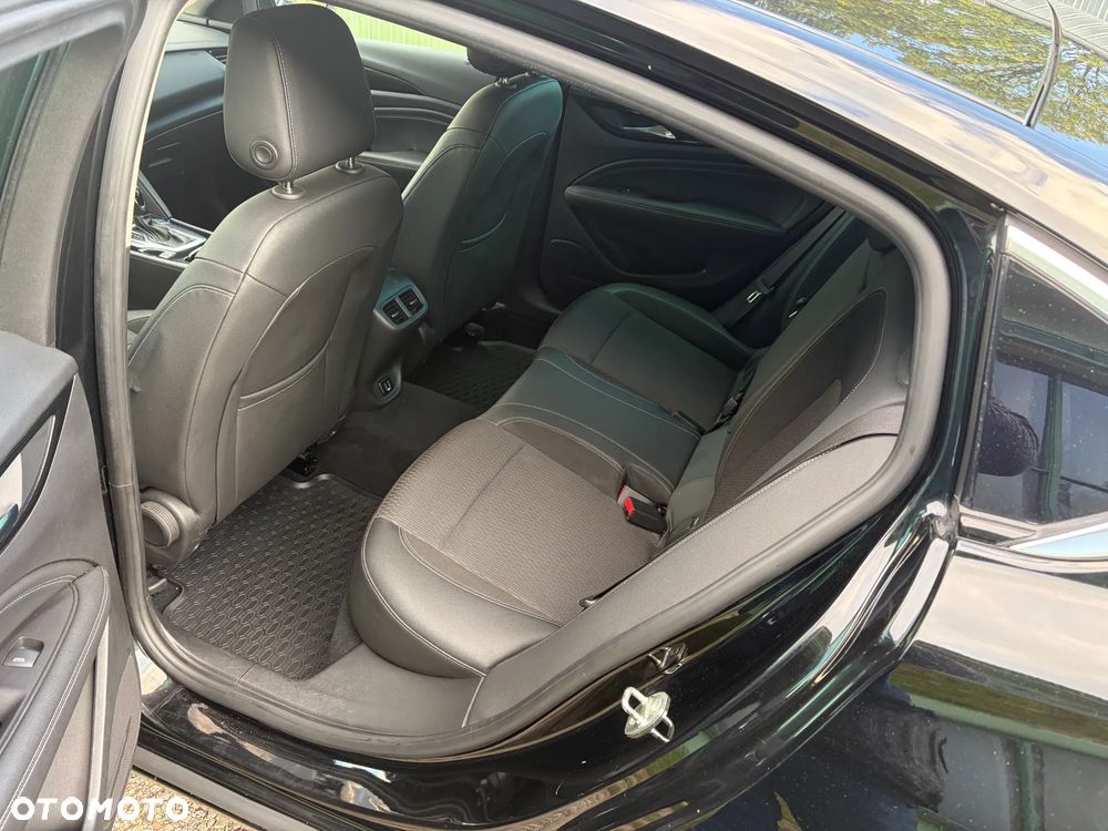 Opel Insignia 2.0 CDTI Edition - 11