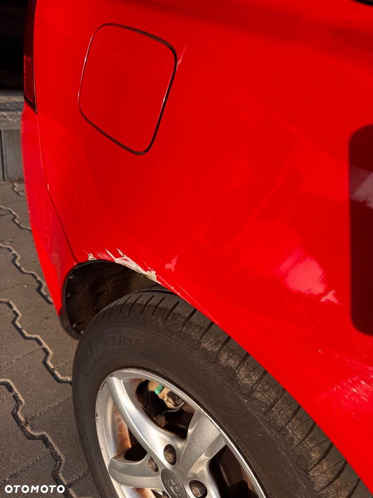 Volvo S40 1.6 - 18