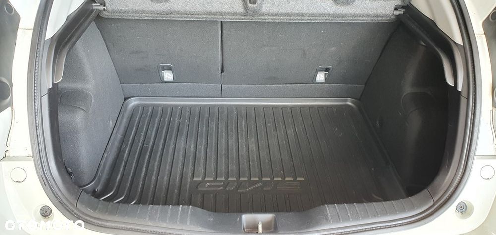 Honda Civic 1.8 Executive - 18