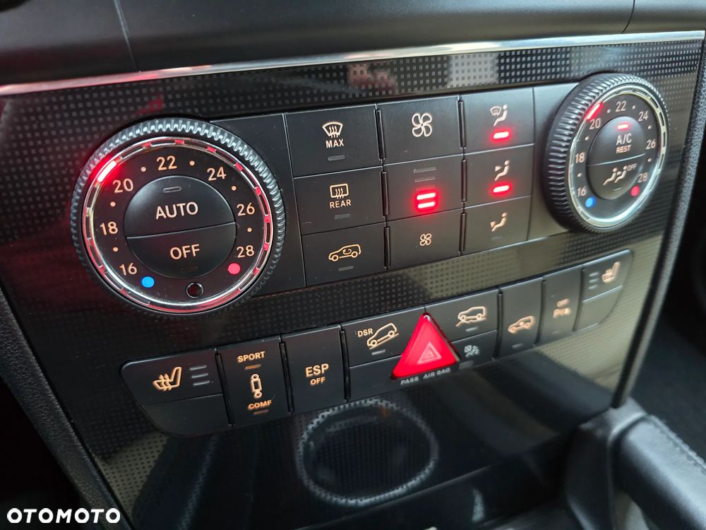 Mercedes-Benz ML 320 CDI 4Matic 7G-TRONIC Edition 10 - 12