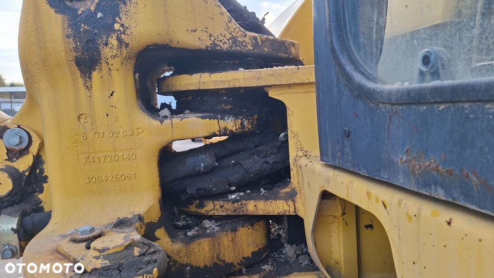 Komatsu Pw 110 - 23