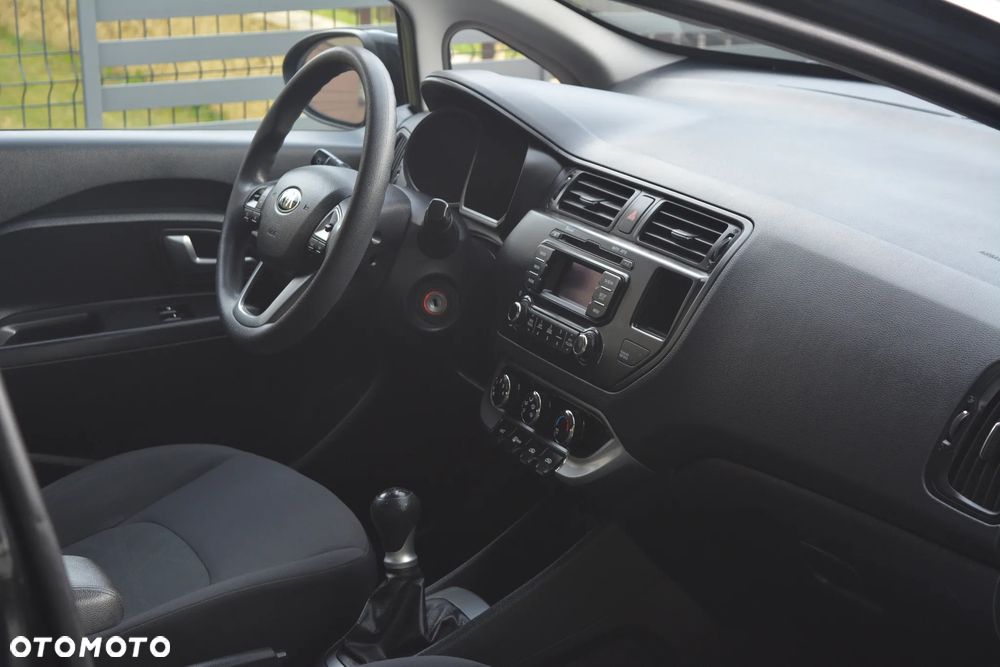 Kia Rio 1.2 Dream Team Edition - 18
