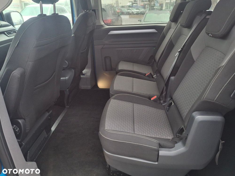 Volkswagen Caravelle - 14