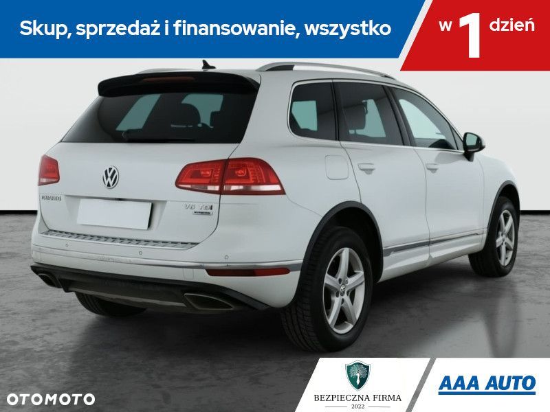 Volkswagen Touareg - 7