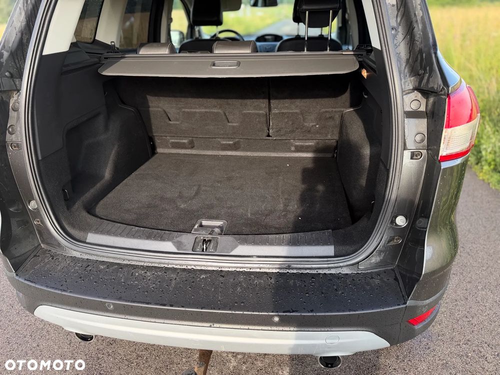 Ford Kuga 1.5 EcoBoost 2x4 Titanium - 9