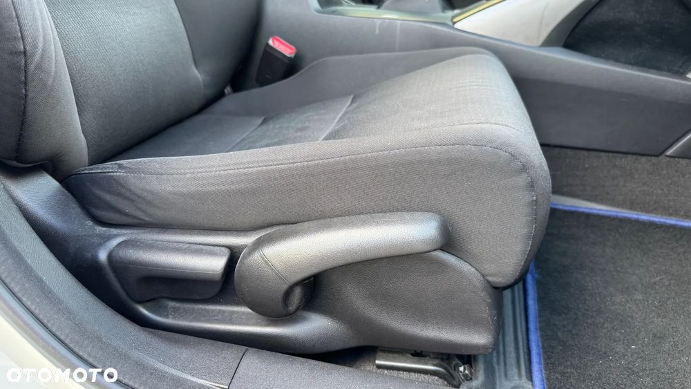 Honda Accord 2.2d Comfort - 23