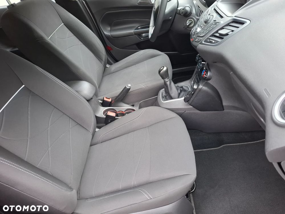 Ford Fiesta 1.6 TDCI Titanium - 13