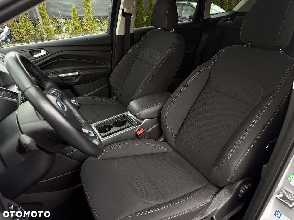 Ford Kuga 1.5 EcoBoost 2x4 Cool & Connect - 18