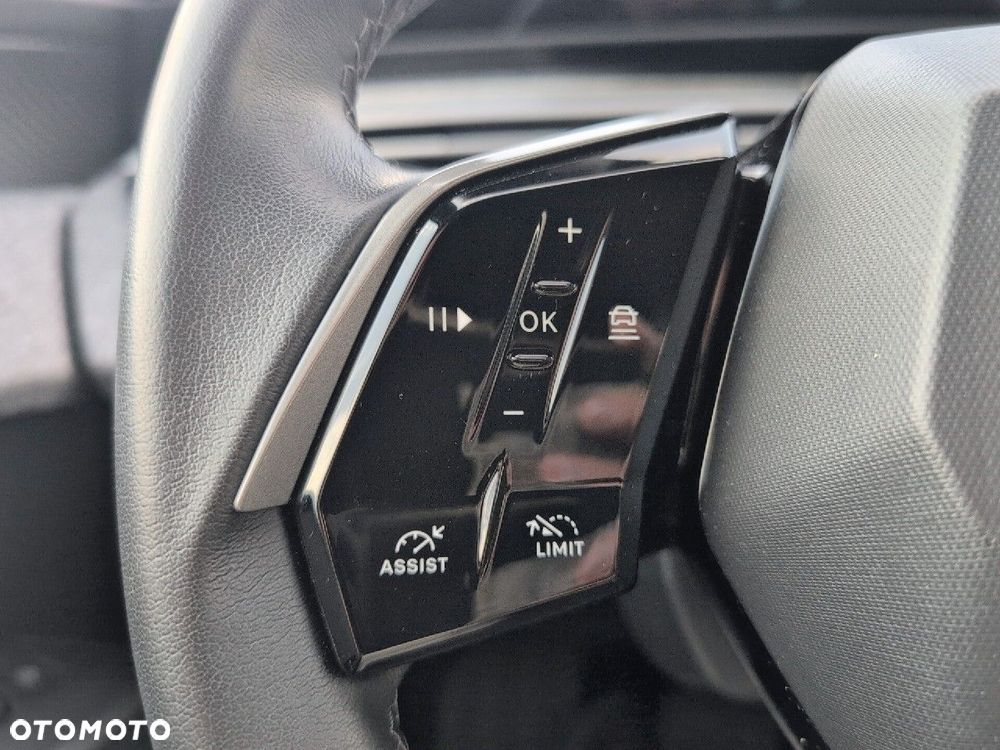 Peugeot 3008 1.2 PureTech mHEV Allure e-DCS6 - 17