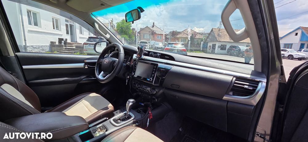 Toyota Hilux - 18