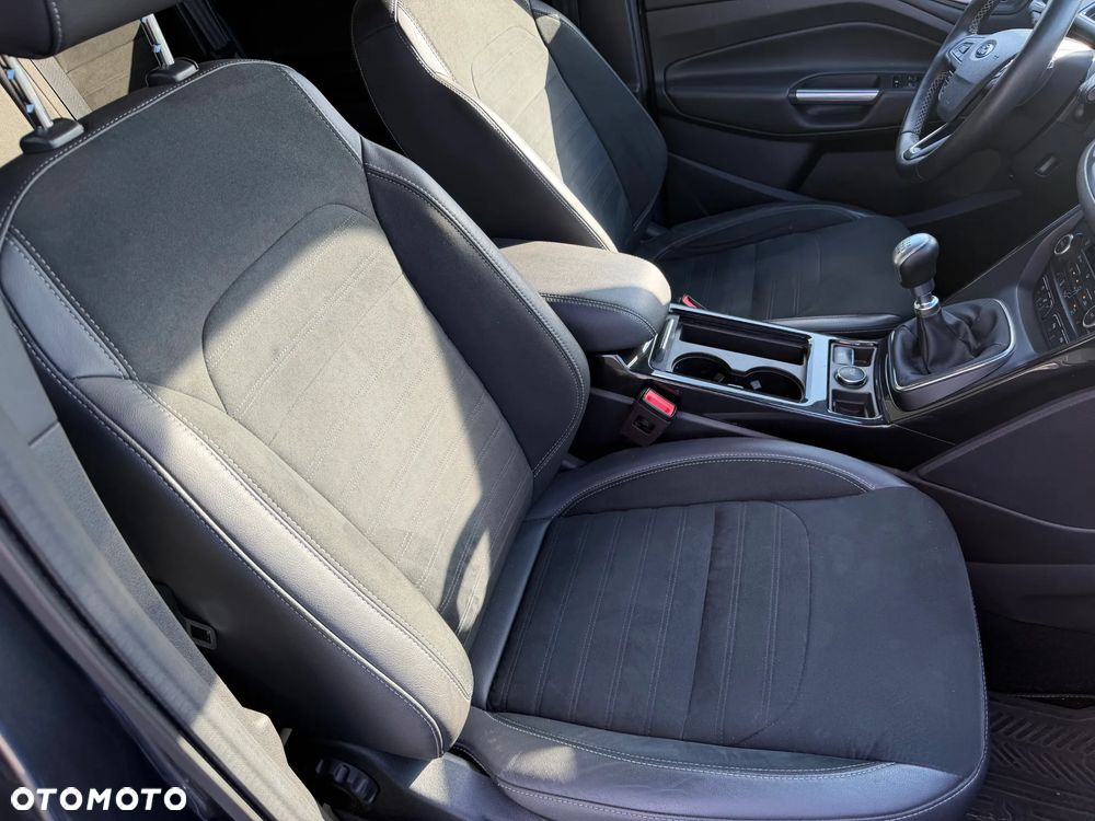 Ford Kuga 2.0 TDCi AWD ST-Line - 13