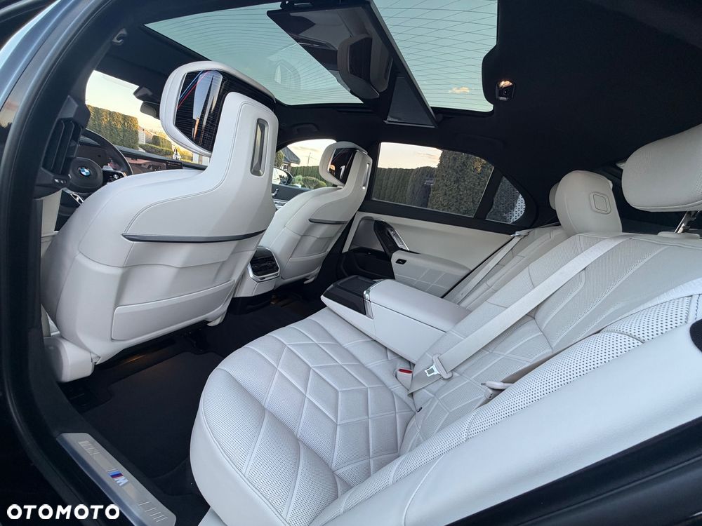BMW Seria 7 740d xDrive mHEV sport - 6