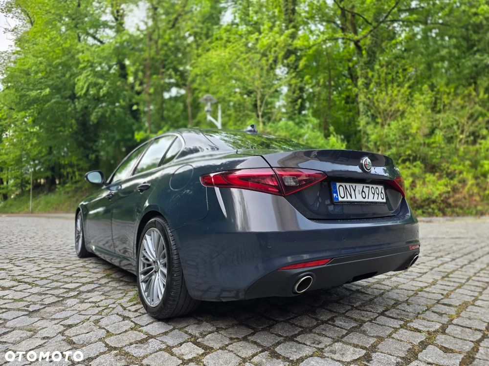 Alfa Romeo Giulia 2.2 D Turbo Super - 17
