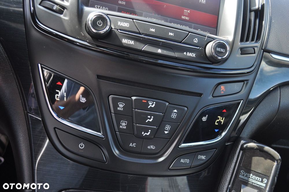 Opel Insignia - 13