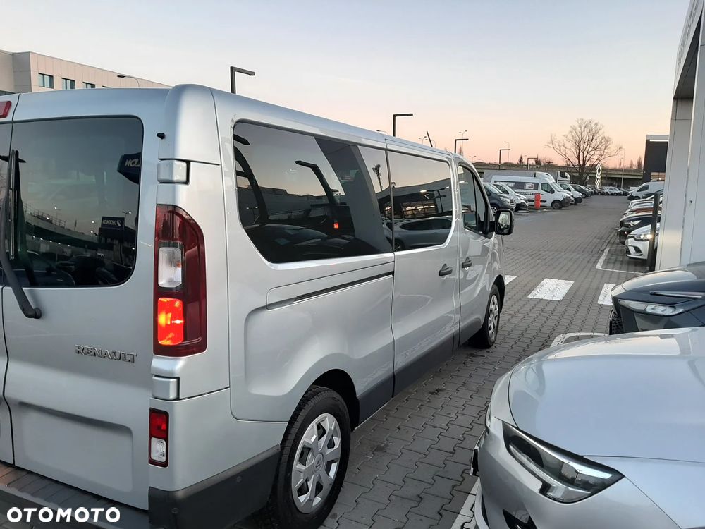 Renault Trafic 2.0 dCi EDC - 20
