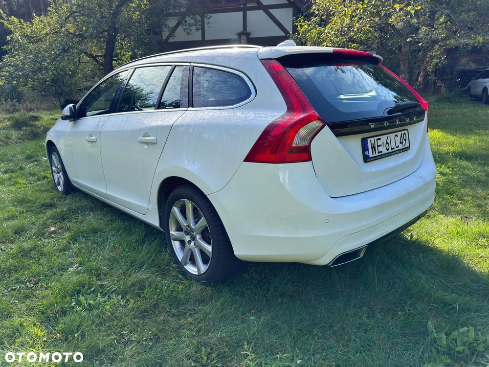 Volvo V60 D4 Drive-E Momentum - 7