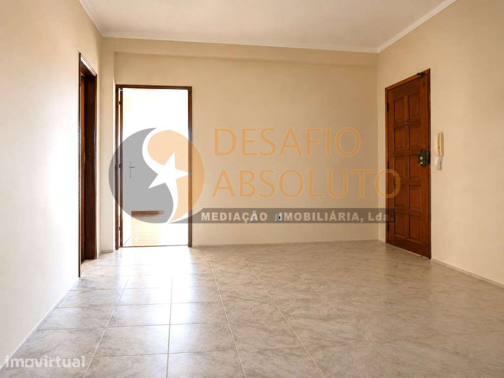 Arrendado/ Investimento - Apartamento T2, c/ Arrecadação. Pinhal Novo - Grande imagem: 5/22